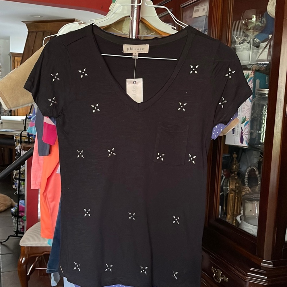 Tee shirt